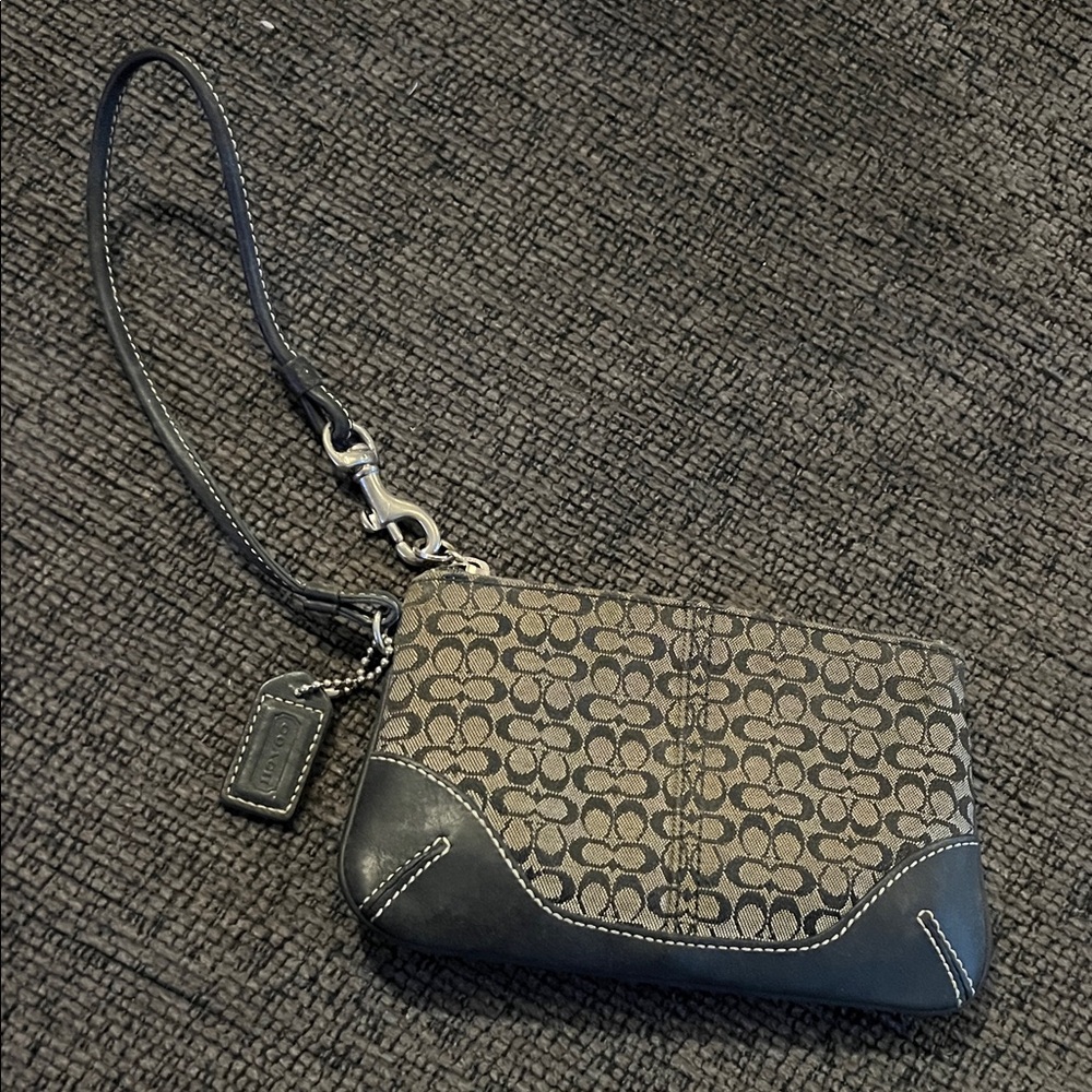 Vintage Y2K Coach Monogram Wristlet in Black and Tan
